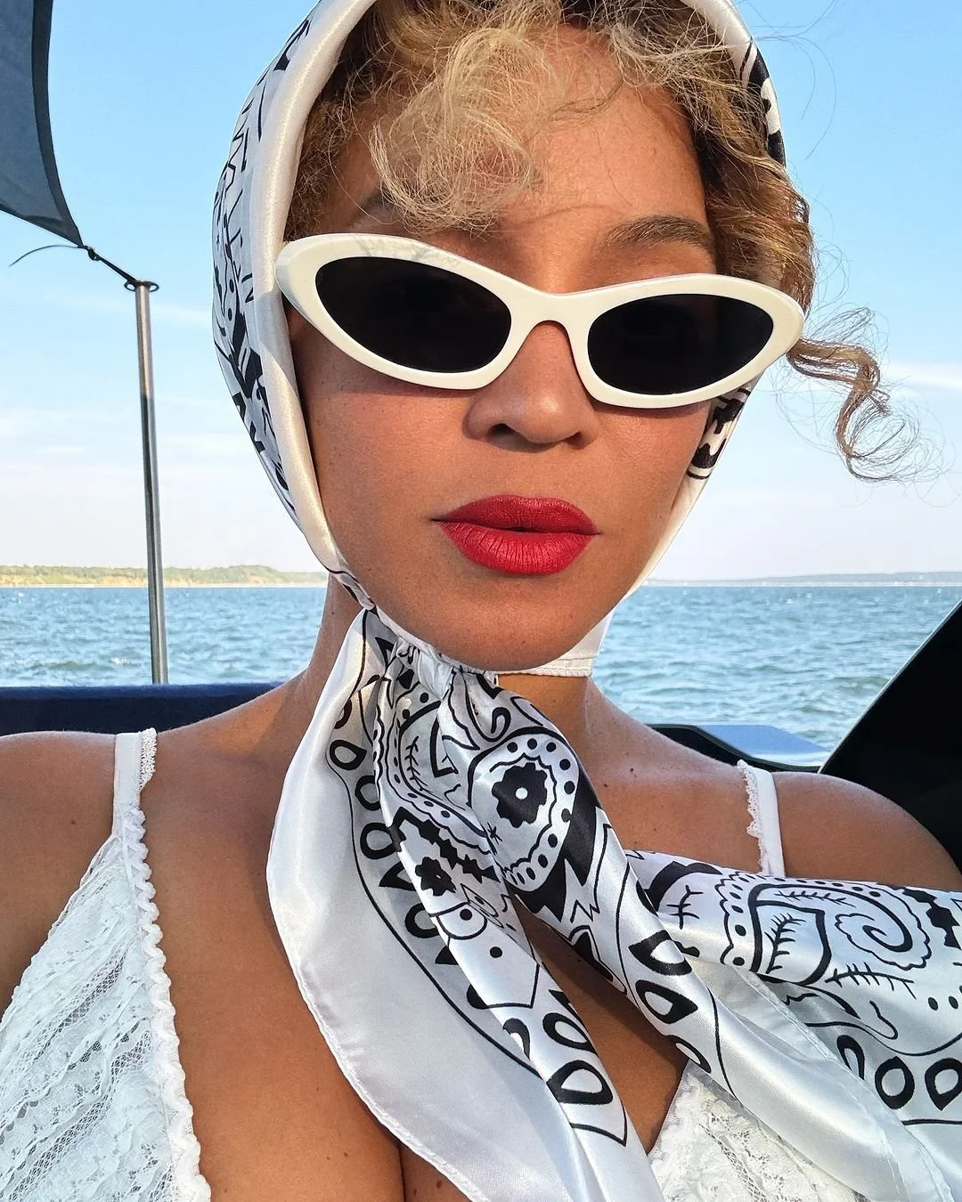 ODE TO SUMMER: THE WHITE SUNGLASSES EDIT