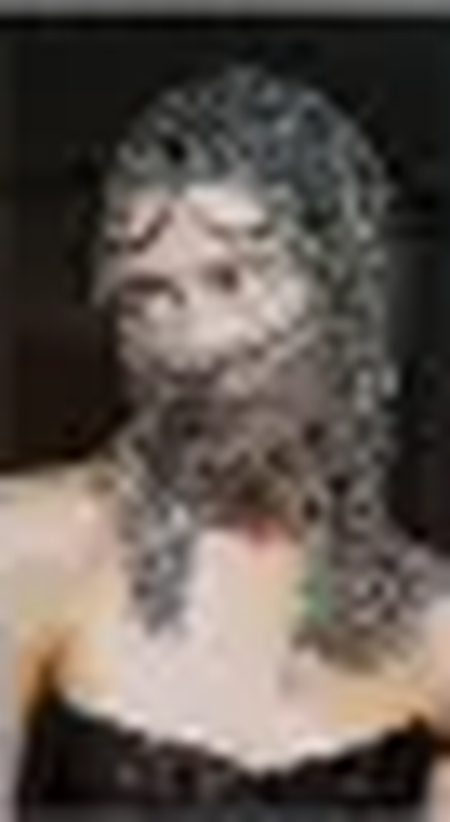 Elena Velez backstage, Spring/Summer 2027 — photograph 10