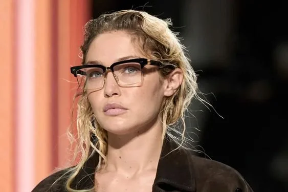 THE WET LOOK