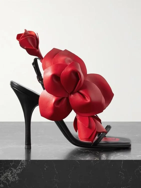 EDITOR’S PICK: MAGDA BUTRYM'S ROSE-ADORNED SANDALS