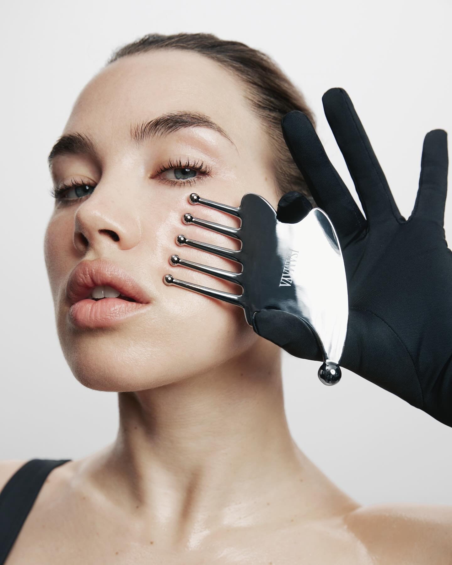 EDITOR PICK: ISAMAYA's SCULPT 01